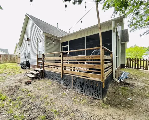 304 Weatherford Drive Jacksonville NC 28540