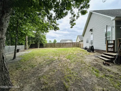 304 Weatherford Drive Jacksonville NC 28540