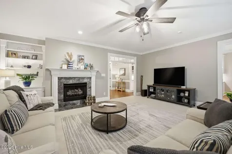 279 Beech Cove Drive Grimesland NC 27837