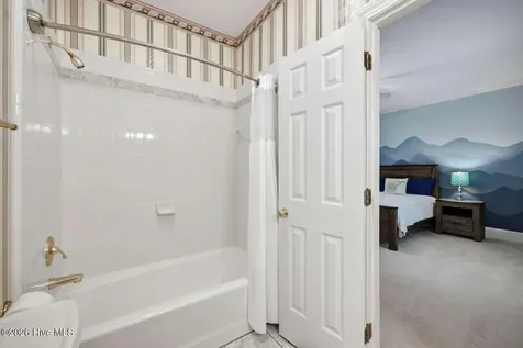 279 Beech Cove Drive Grimesland NC 27837