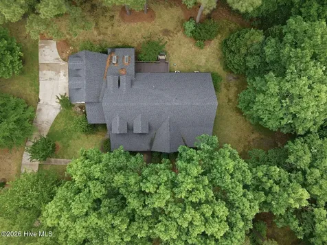 279 Beech Cove Drive Grimesland NC 27837