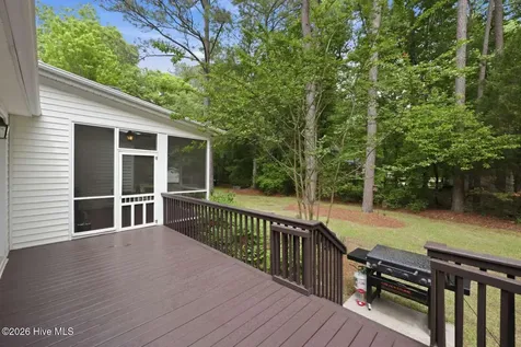 279 Beech Cove Drive Grimesland NC 27837