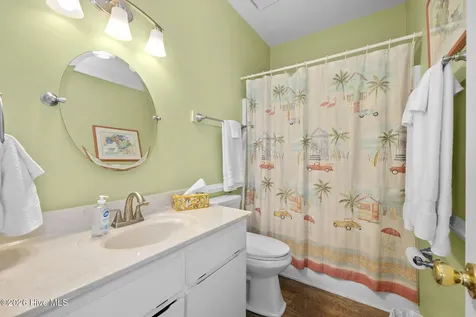 5211 Ocean Drive Emerald Isle NC 28594