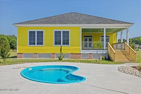 1204 Tulls Creek Road Moyock NC 27958