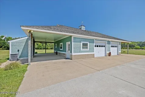 1204 Tulls Creek Road Moyock NC 27958