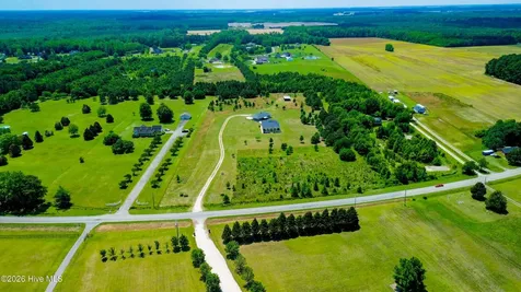1204 Tulls Creek Road Moyock NC 27958