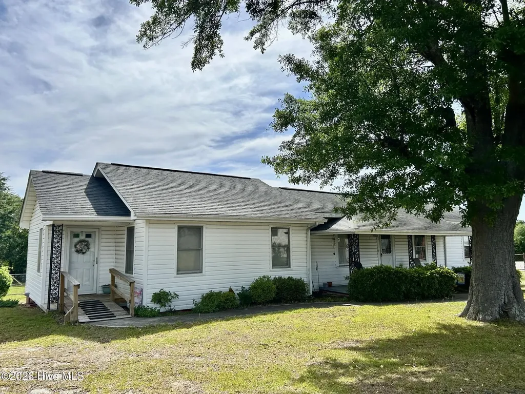 170 Hannah Pickett Avenue Rockingham NC 28379