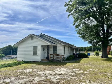 170 Hannah Pickett Avenue Rockingham NC 28379