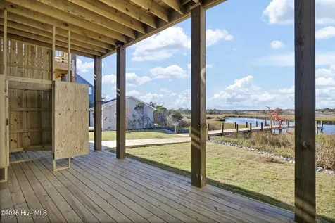 705 S Topsail Drive Surf City NC 28445