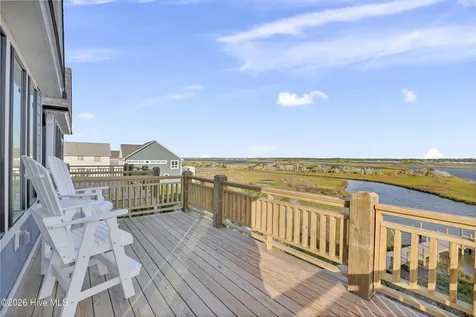 705 S Topsail Drive Surf City NC 28445