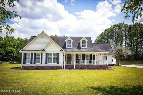 35 Cypress Trail Lane Clinton NC 28328