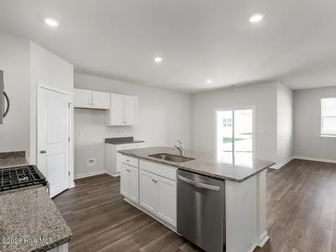 1730 Blacktip Drive SE Winnabow NC 28479