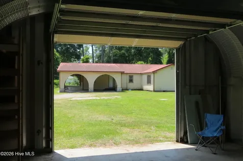 17038 E Nc 55 Highway Bayboro NC 28515