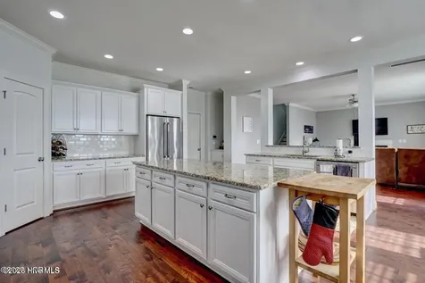 122 Hampton Drive Holly Ridge NC 28445