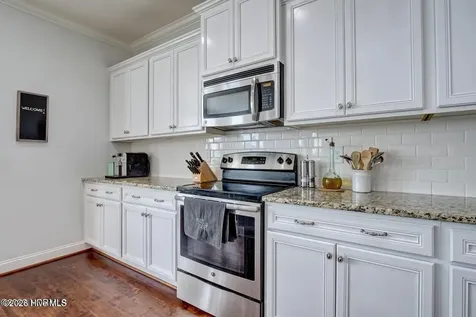 122 Hampton Drive Holly Ridge NC 28445