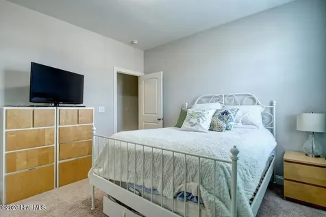 122 Hampton Drive Holly Ridge NC 28445