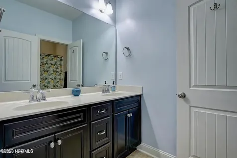 122 Hampton Drive Holly Ridge NC 28445