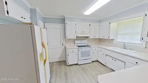 15650 Us 17 Hampstead NC 28443