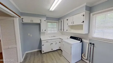 15650 Us 17 Hampstead NC 28443