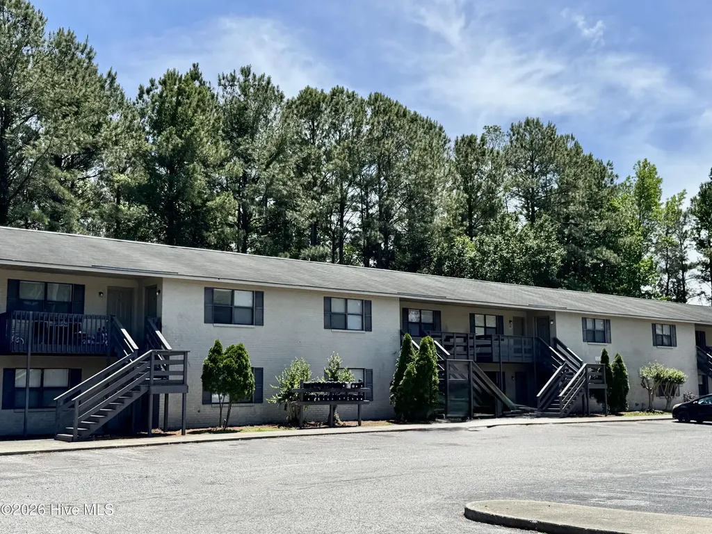 3215 Summer Place Greenville NC 27834