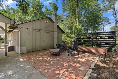 981 Sloop Point Loop Road Hampstead NC 28443