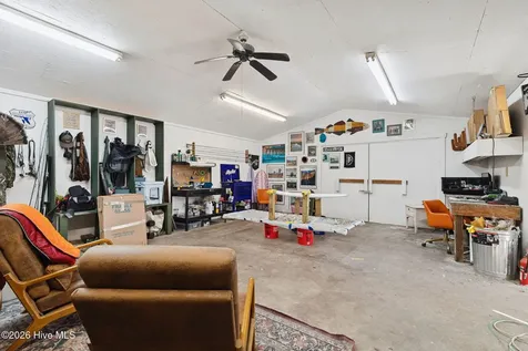 981 Sloop Point Loop Road Hampstead NC 28443