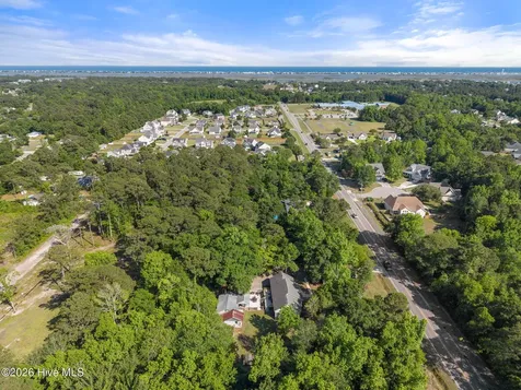 981 Sloop Point Loop Road Hampstead NC 28443