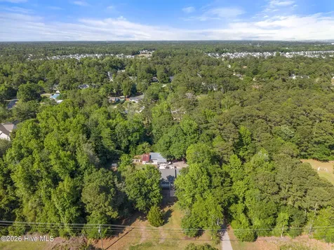 981 Sloop Point Loop Road Hampstead NC 28443