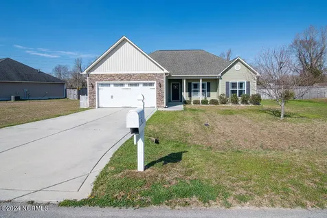 103 Prelude Drive Richlands NC 28574