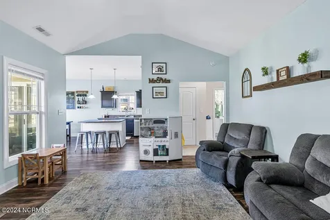 103 Prelude Drive Richlands NC 28574