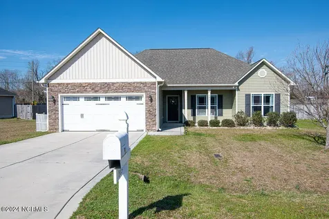 103 Prelude Drive Richlands NC 28574