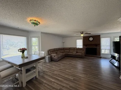 2146 Vale Court Winterville NC 28590