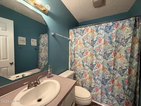 2146 Vale Court Winterville NC 28590