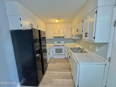 141 King George Court Jacksonville NC 28546
