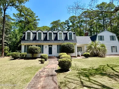 1304 Franklin Avenue Laurinburg NC 28352