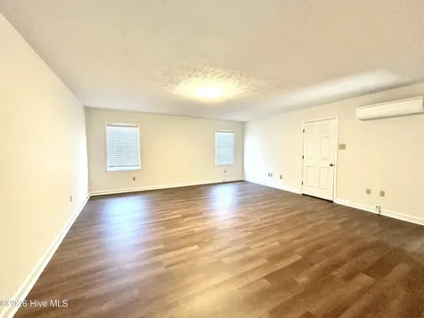 1304 Franklin Avenue Laurinburg NC 28352