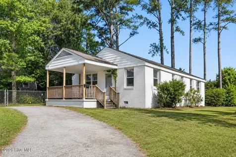 308 Idaho Drive Jacksonville NC 28540
