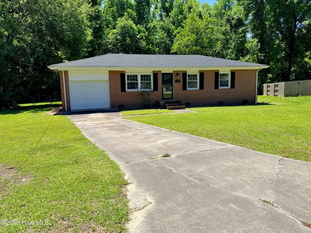 308 Sheffield Road Jacksonville NC 28546