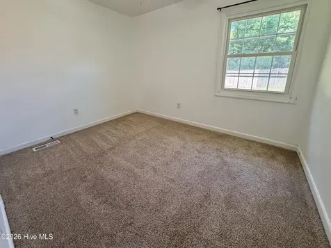 308 Sheffield Road Jacksonville NC 28546