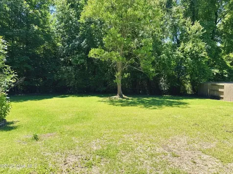 308 Sheffield Road Jacksonville NC 28546