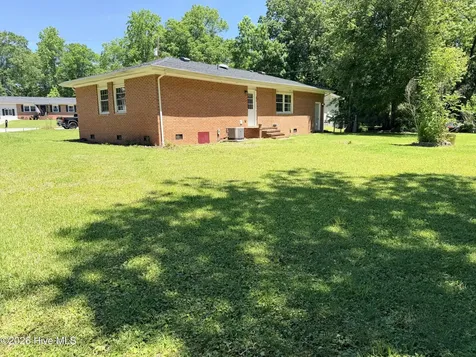 308 Sheffield Road Jacksonville NC 28546