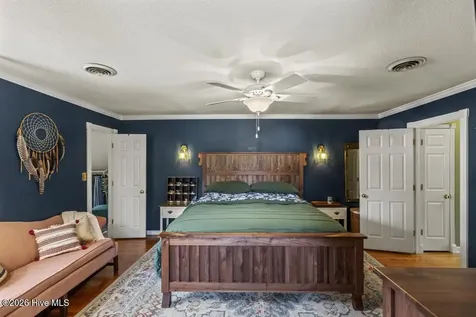 101 King Richard Court Jacksonville NC 28546