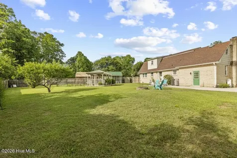 101 King Richard Court Jacksonville NC 28546