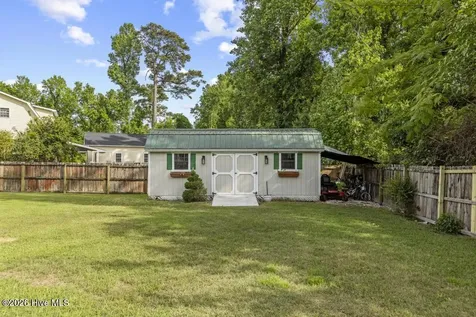 101 King Richard Court Jacksonville NC 28546