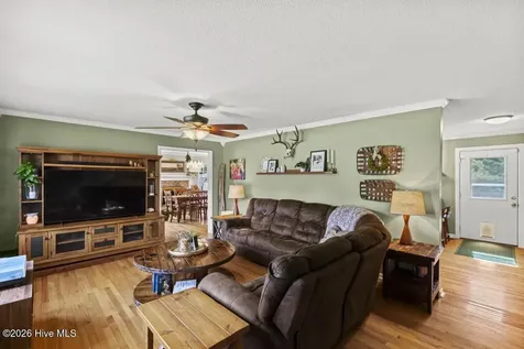 101 King Richard Court Jacksonville NC 28546