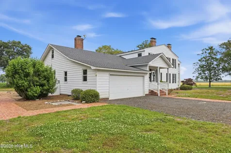725 Griffin Swamp Road Elizabeth City NC 27909
