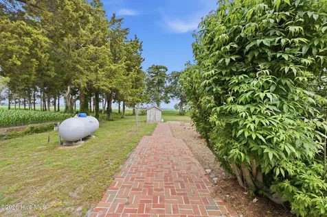 725 Griffin Swamp Road Elizabeth City NC 27909