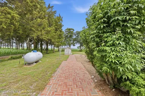 725 Griffin Swamp Road Elizabeth City NC 27909