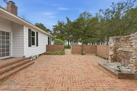 725 Griffin Swamp Road Elizabeth City NC 27909