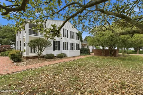 725 Griffin Swamp Road Elizabeth City NC 27909